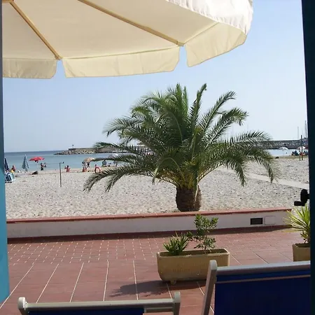 Casa Per Ferie Vel Mari 3*